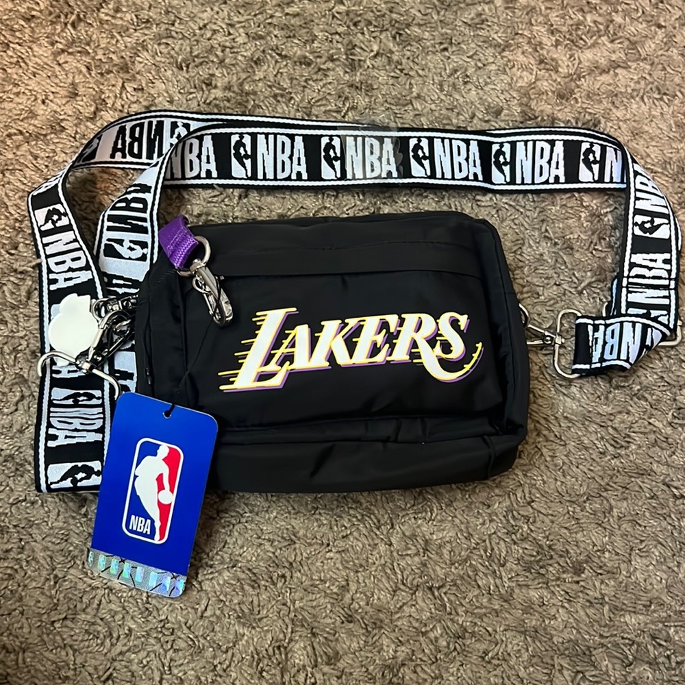 Authentic Lakers Fanny Pack w/ Keychain